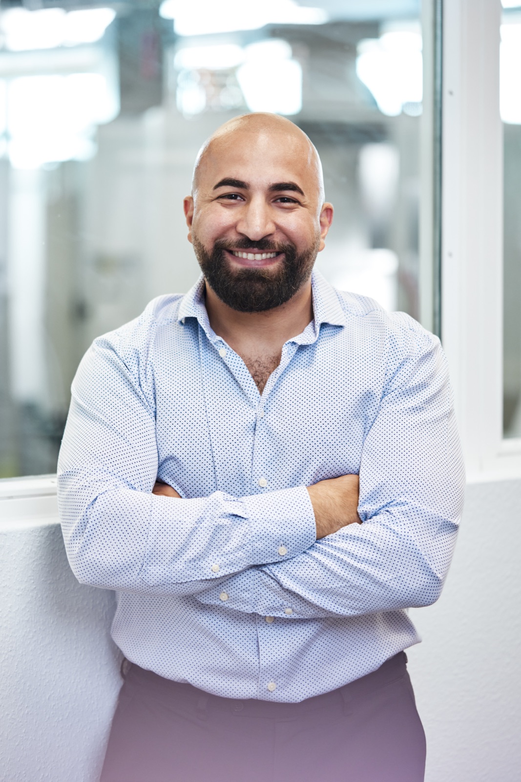 Selcuk Cumart, Gründer von Cumart Consulting, im Werkstatt-Setting